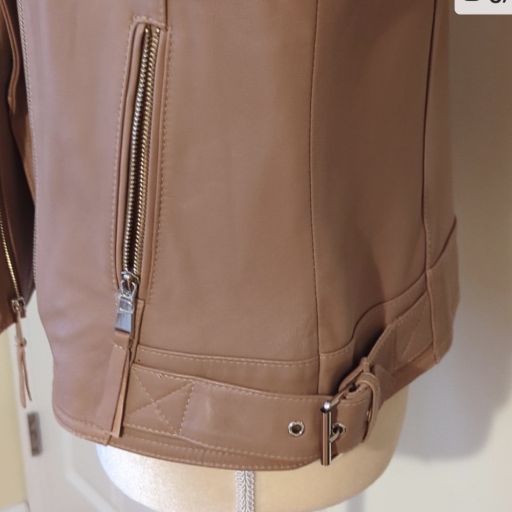 Leather Jacket - Picture 3 of 7